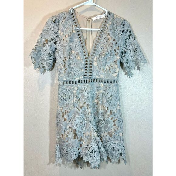 ASTR The Label Short Sleeve V-Neck Lace Short Romper Women's XS - Picture 2 of 10